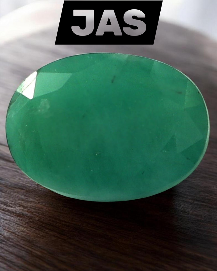 Natural Emerald (Panna) Stone 8.20 Carat 9.00 Ratti (With Certificate)